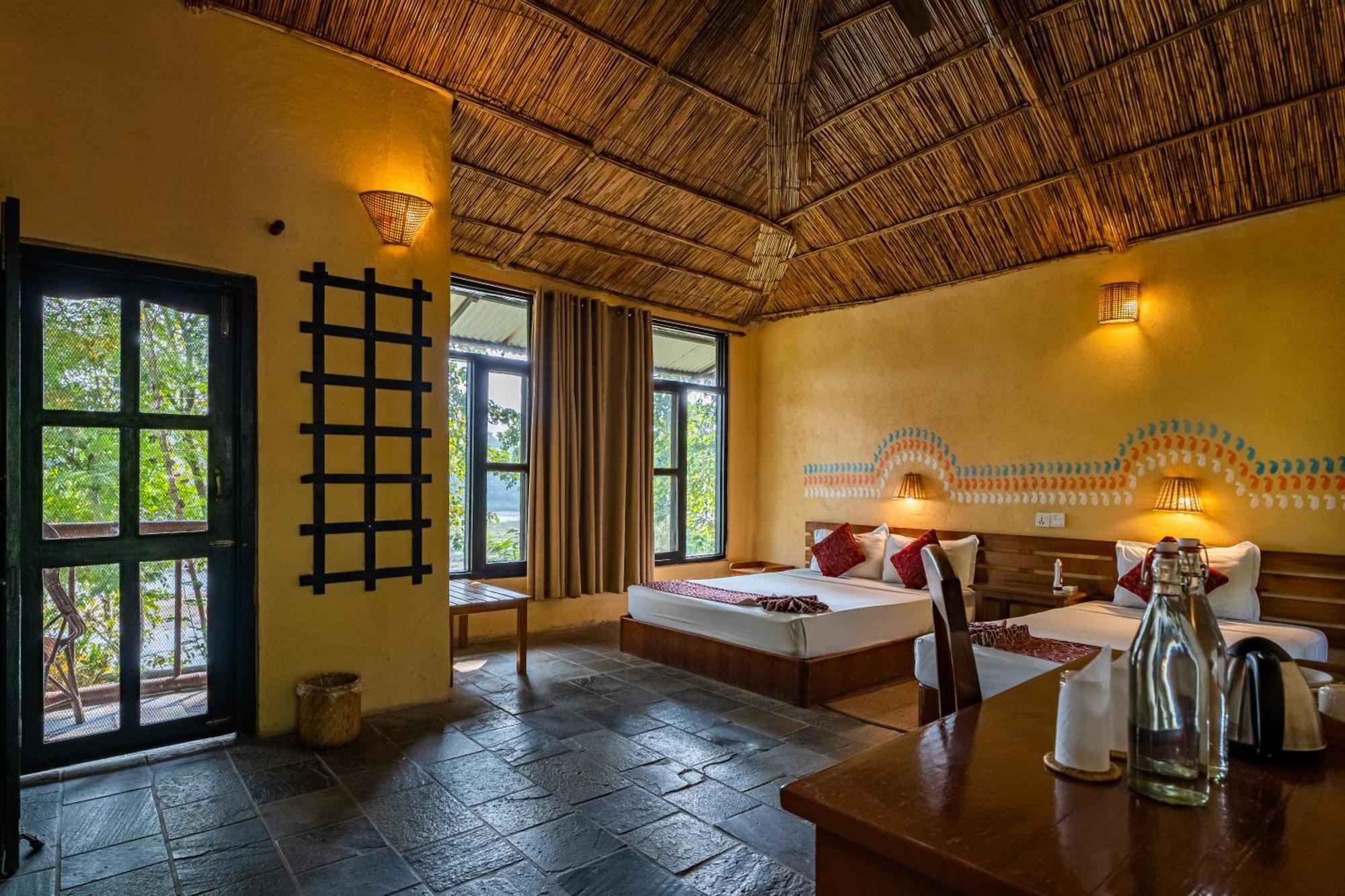 Jungle Villa Resort - Near Chitwan National Park Exterior foto