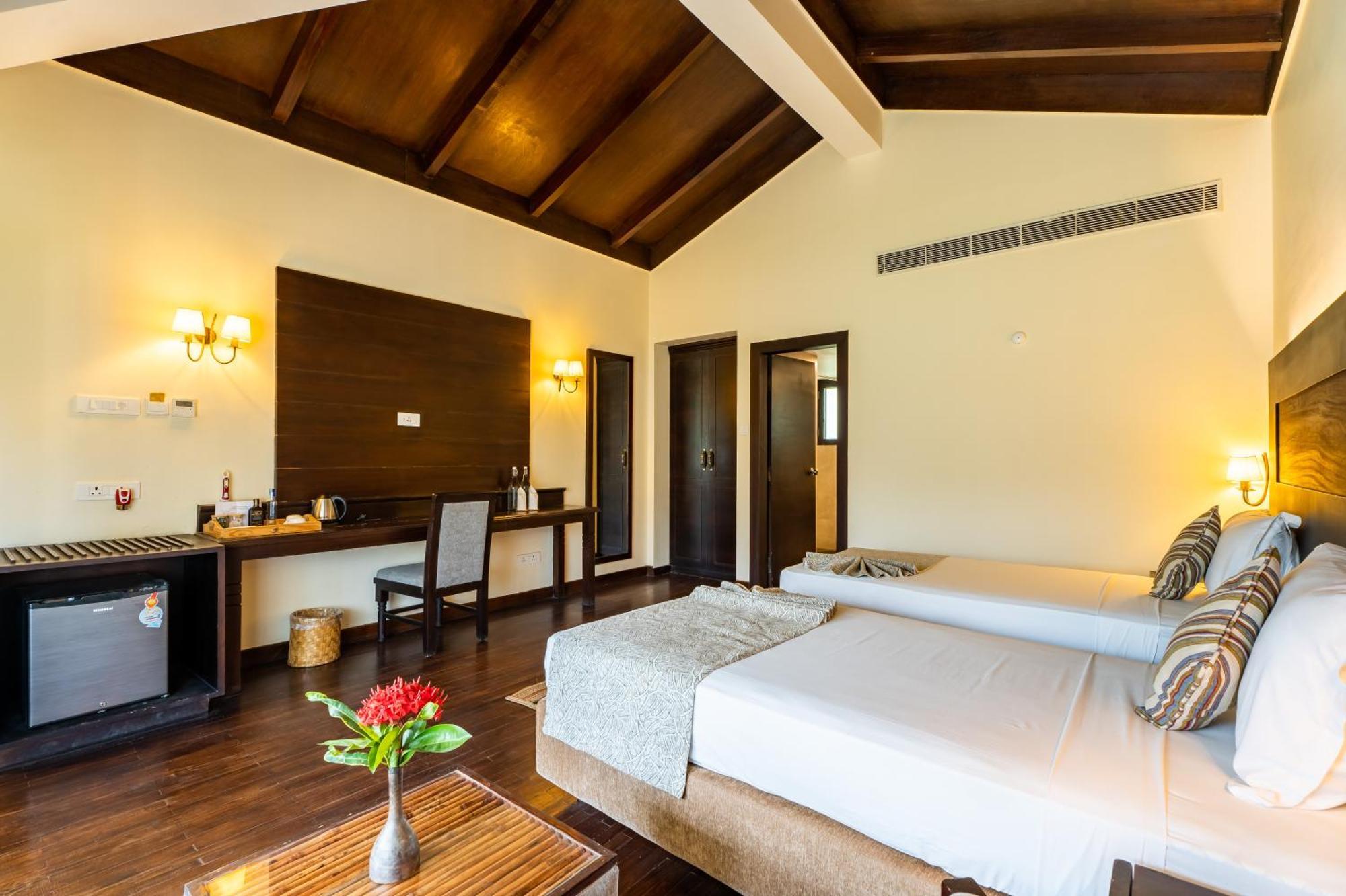 Jungle Villa Resort - Near Chitwan National Park Exterior foto